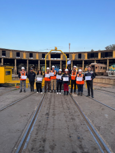 Funcionarios de PDL con certificación de operadores de drones para fiscalización ferroviaria en Chile.